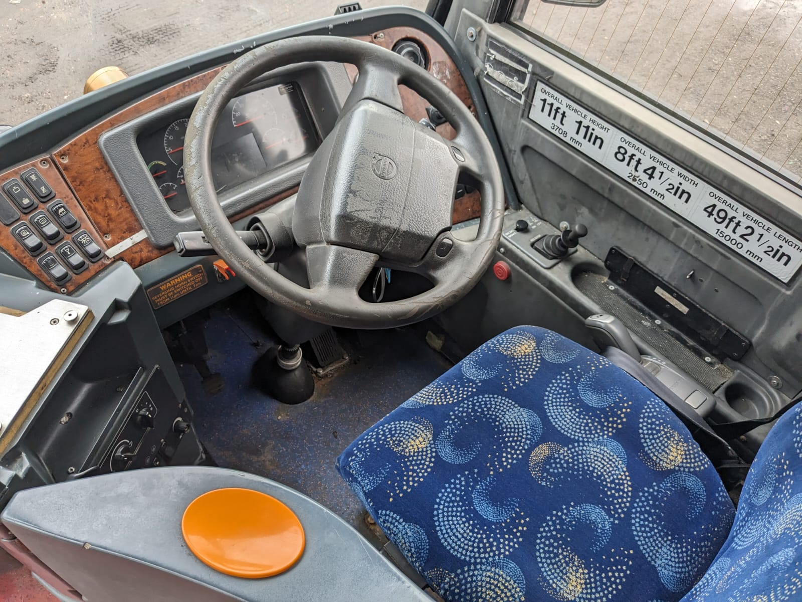 Photo of 2009 Volvo B12BT Plaxton Panther