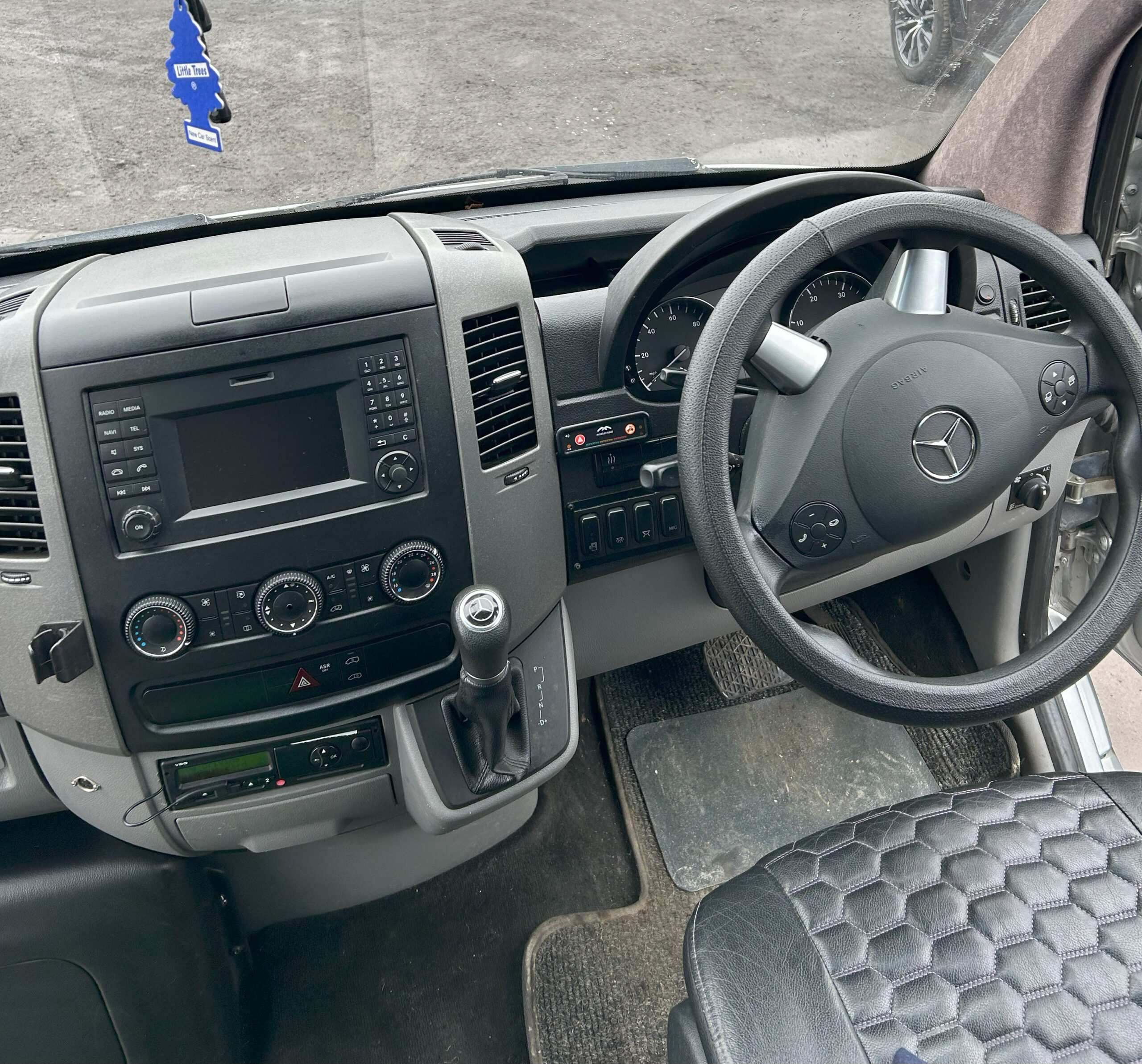 Photo of 2015 Mercedes Benz Sprinter EVM X-Clusive