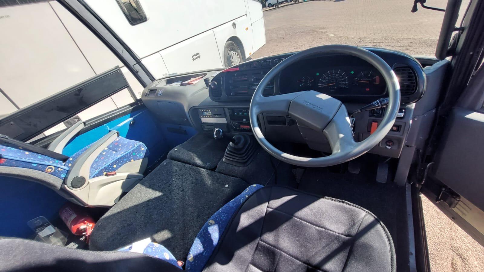 Photo of 2005 Toyota Caetano Optimo IV