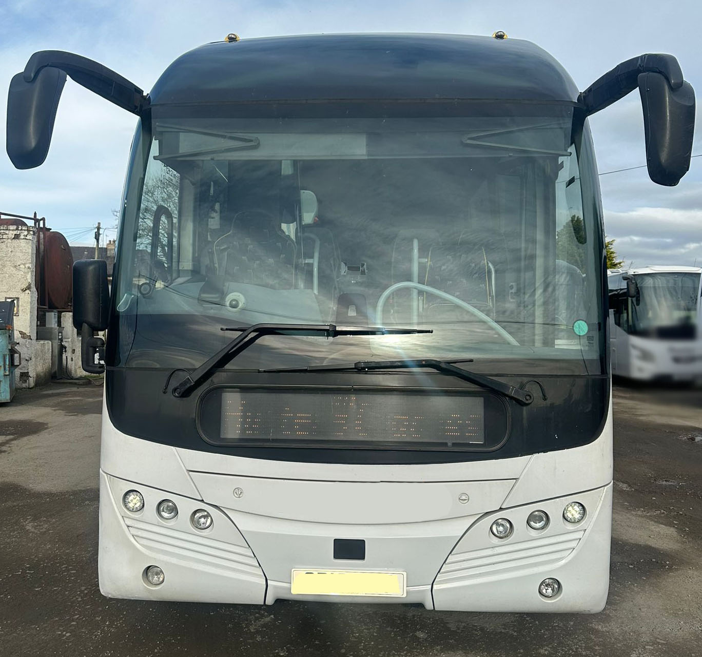 Photo of 2016 Volvo B11R Plaxton Elite