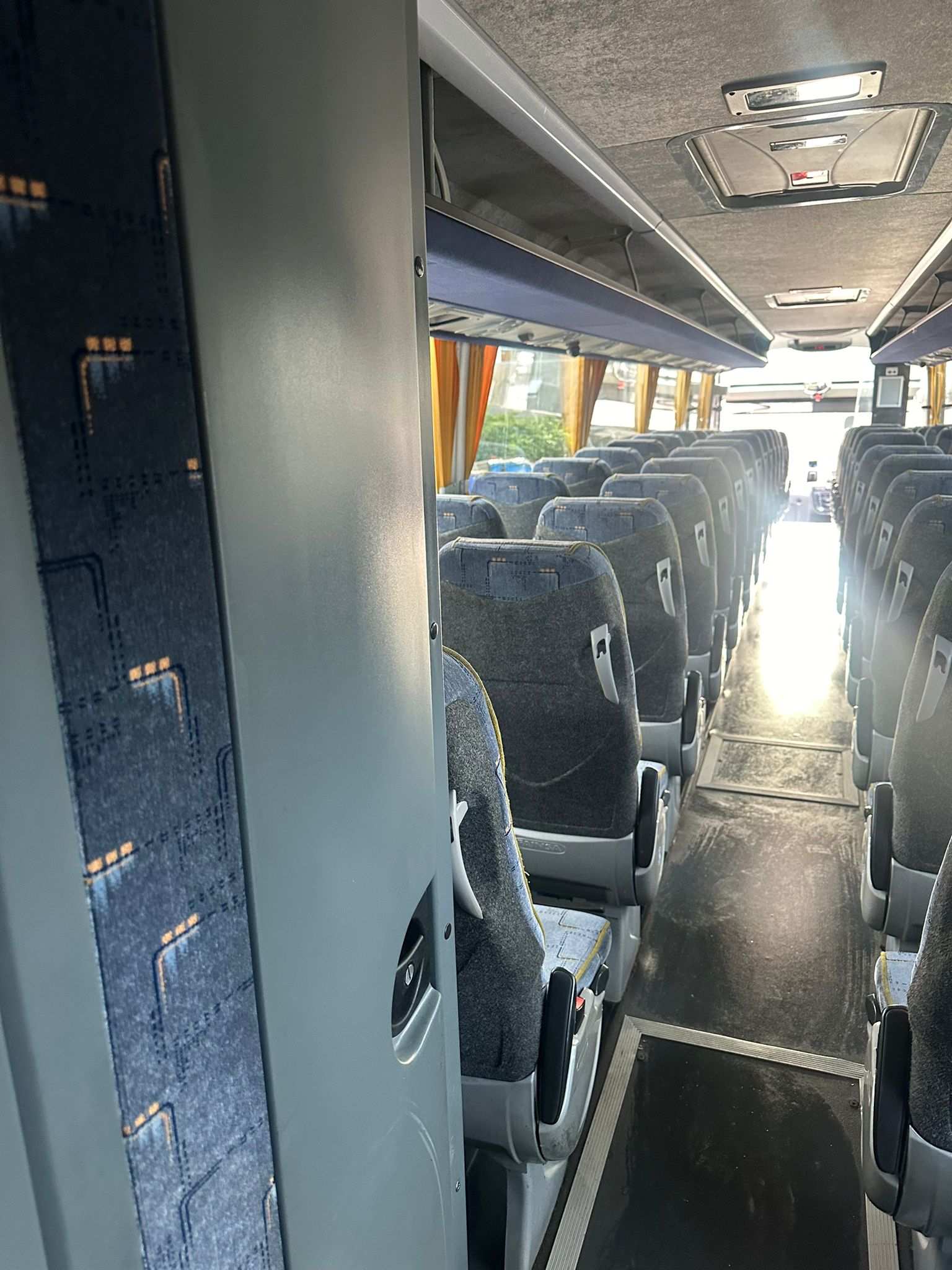 Photo of 2016 Volvo B11R Plaxton Elite