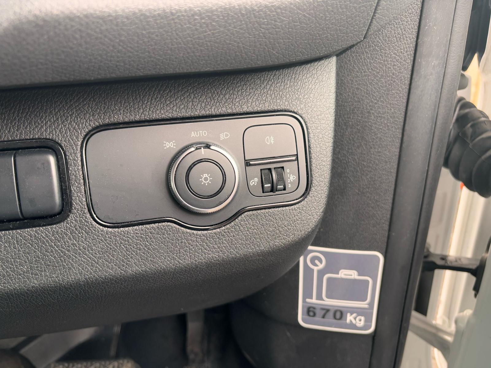 Photo of 2021 Mercedes Sprinter
