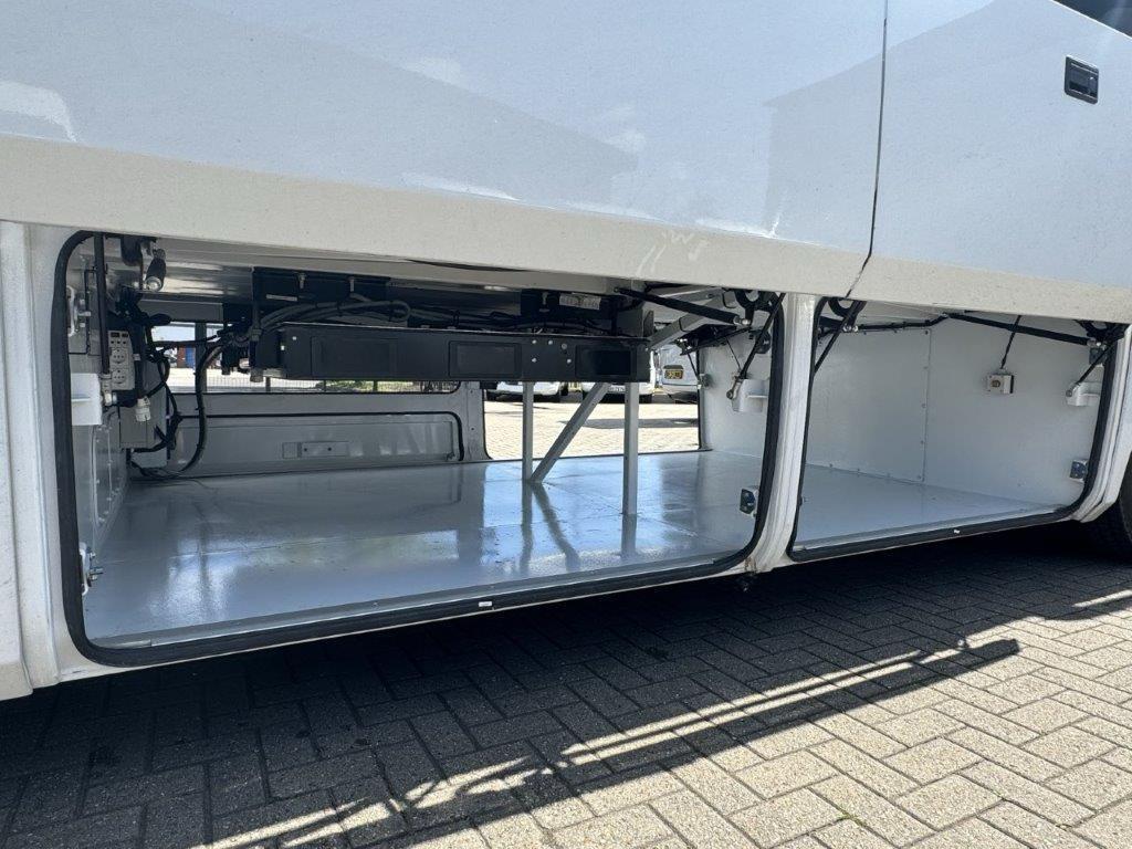 Photo of 2025 AOS Isuzu Visigo