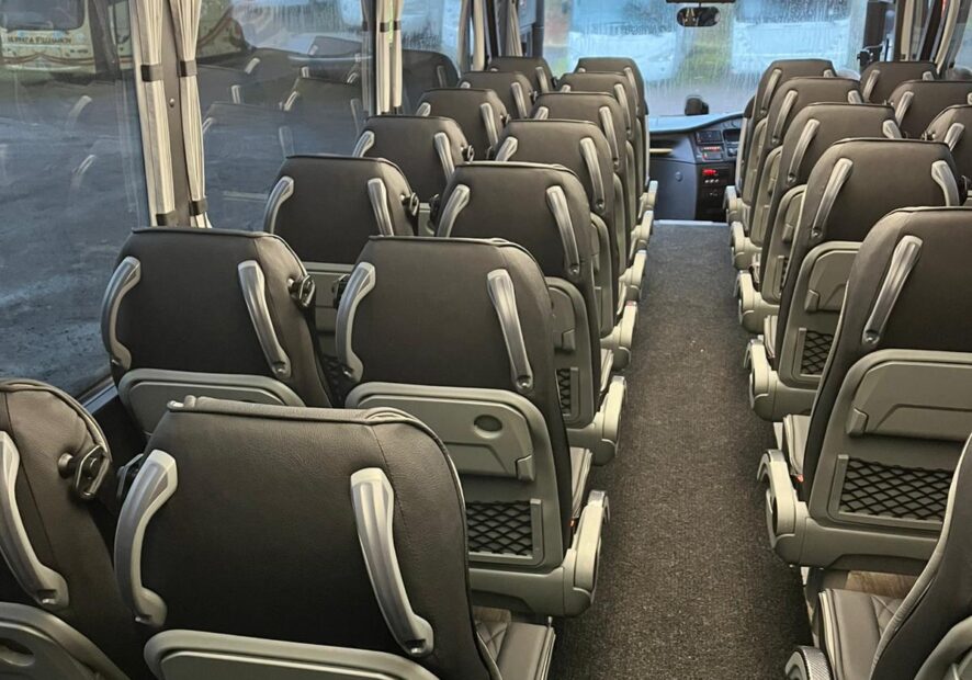 Photo of 2025 AOS Isuzu Visigo