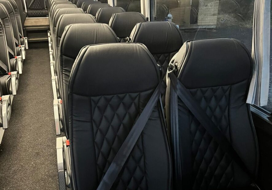 Photo of 2025 AOS Isuzu Visigo