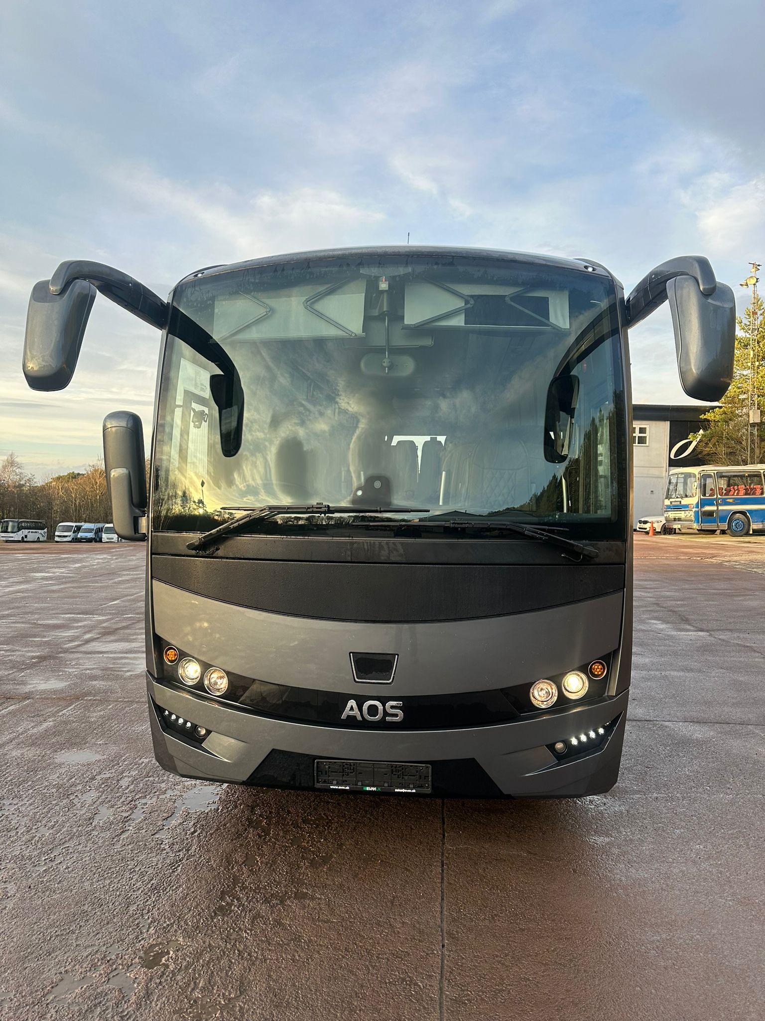 Photo of 2025 AOS Isuzu Visigo