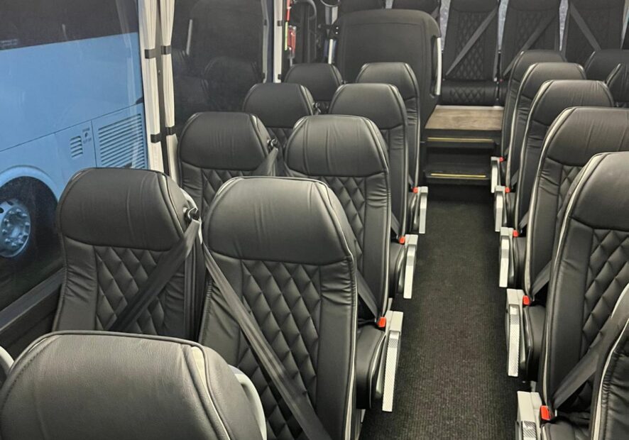 Photo of 2025 AOS Isuzu Visigo