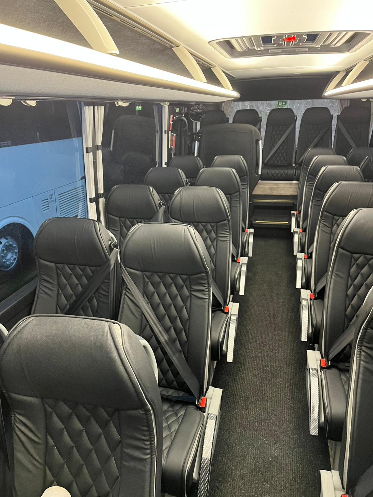Photo of 2025 AOS Isuzu Visigo
