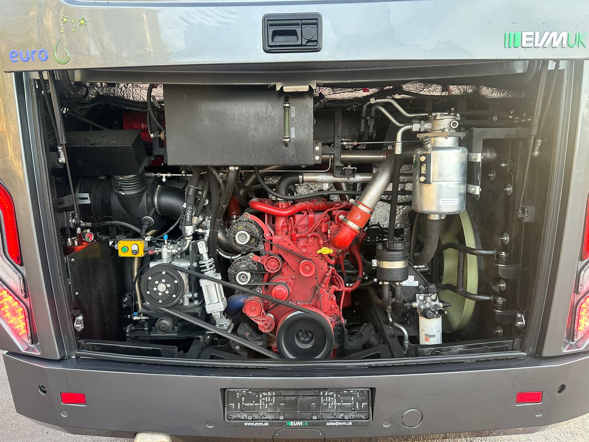Photo of 2025 AOS Isuzu Visigo