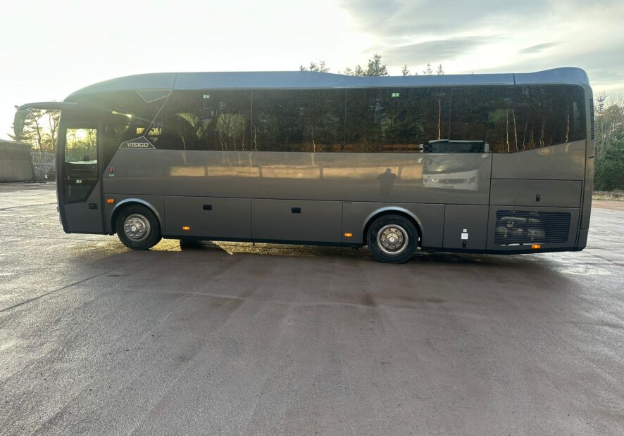 Photo of 2025 AOS Isuzu Visigo