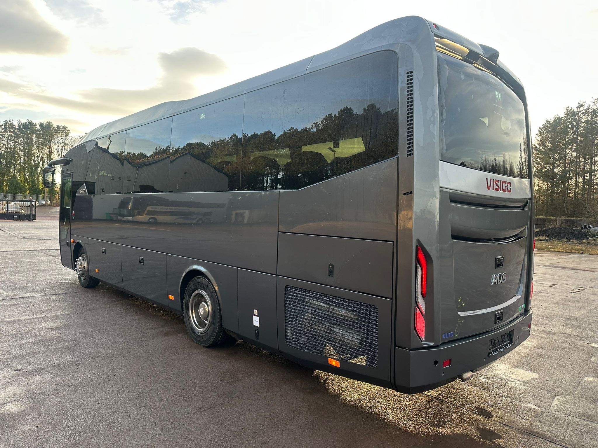 Photo of 2025 AOS Isuzu Visigo