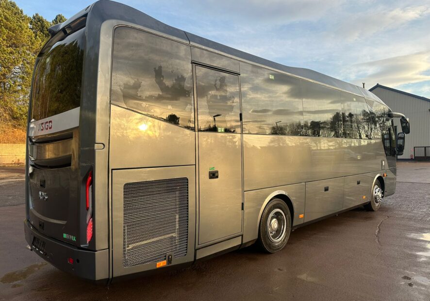 Photo of 2025 AOS Isuzu Visigo