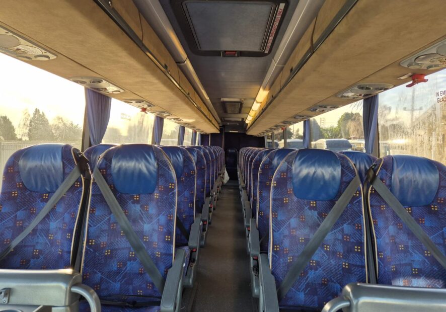 Photo of 2005 Volvo B12M Van Hool Alizee