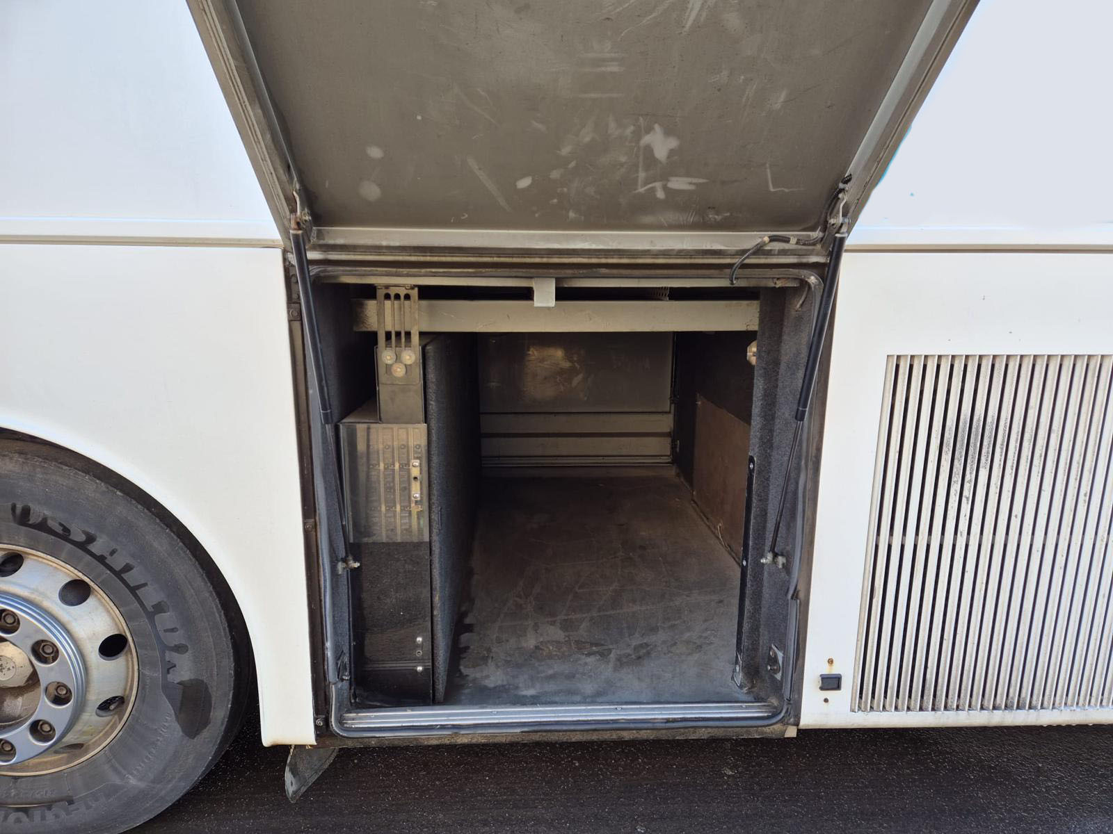 Photo of 2005 Volvo B12M Van Hool Alizee