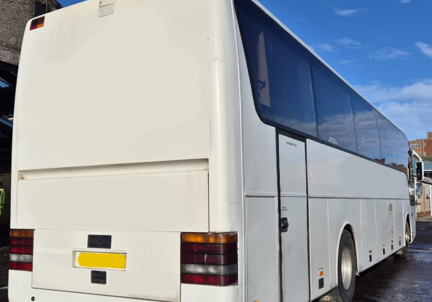 Photo of 2005 Volvo B12M Van Hool Alizee