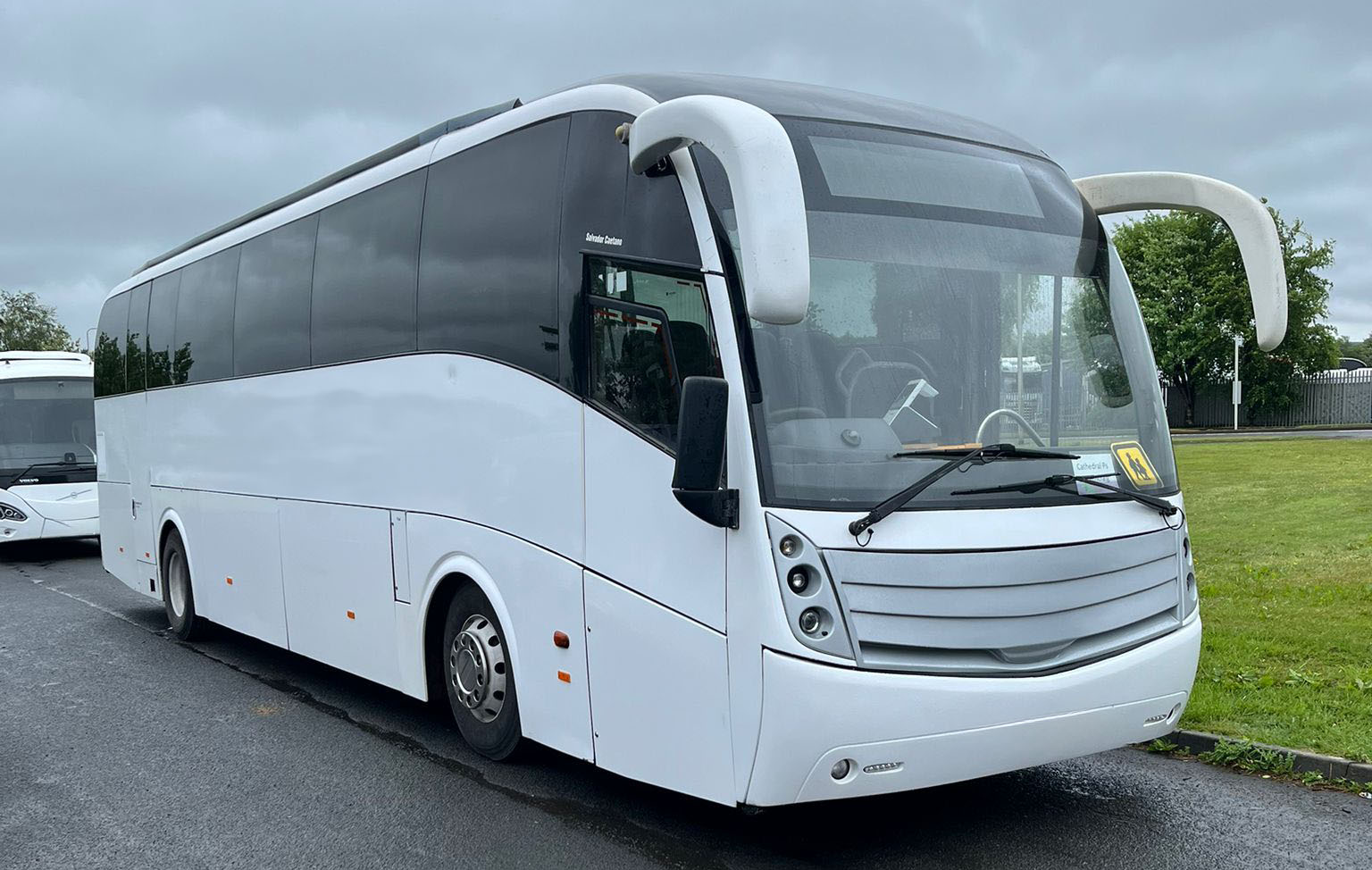 Photo of 2011 Volvo B9R Caetano Levante