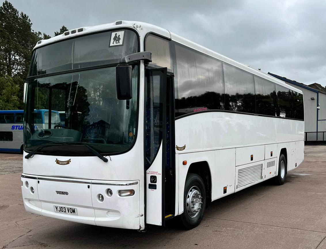 Photo of 2003 Volvo B12M Plaxton Paragon