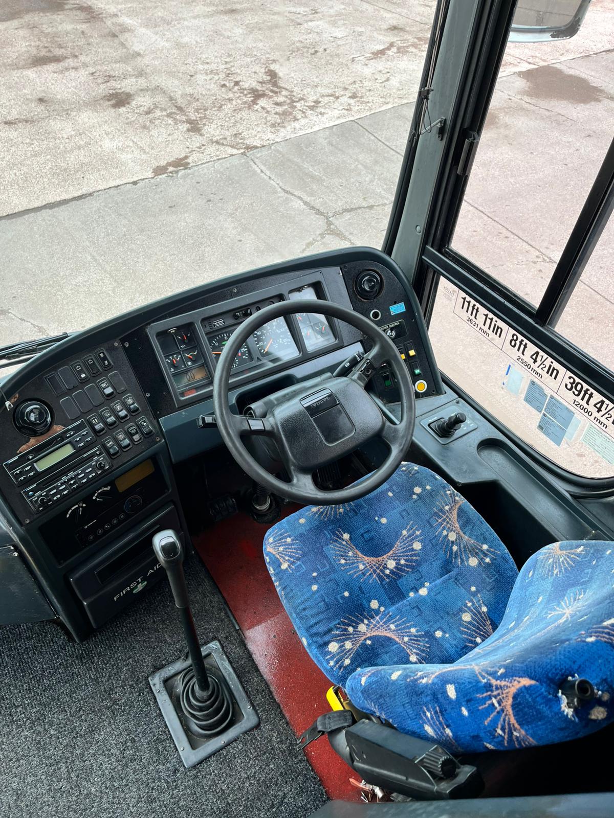 Photo of 2003 Volvo B12M Plaxton Paragon