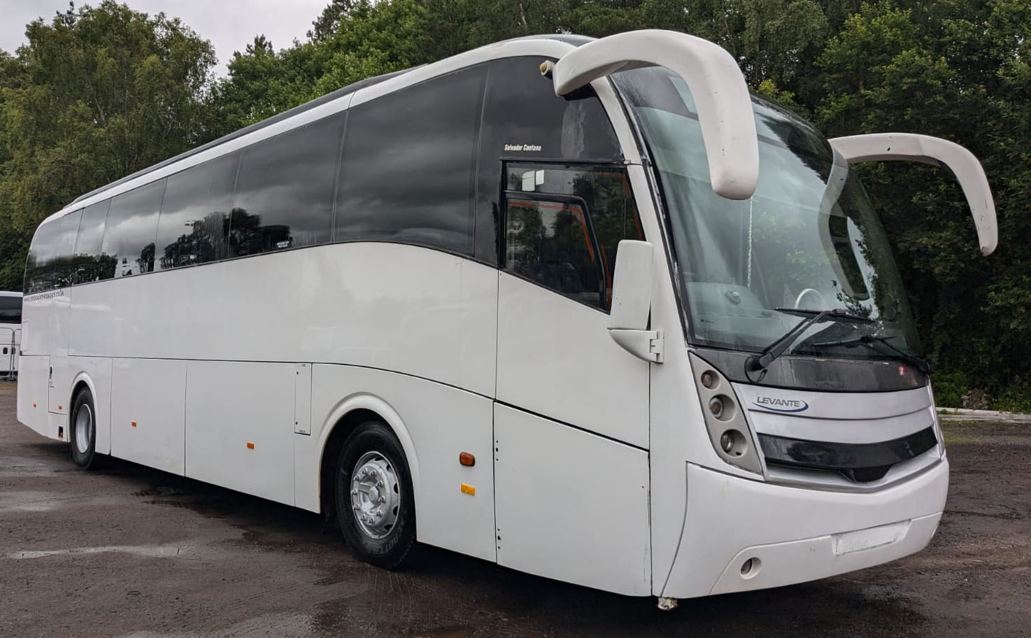 Photo of 2010 Volvo B9R Caetano Levante