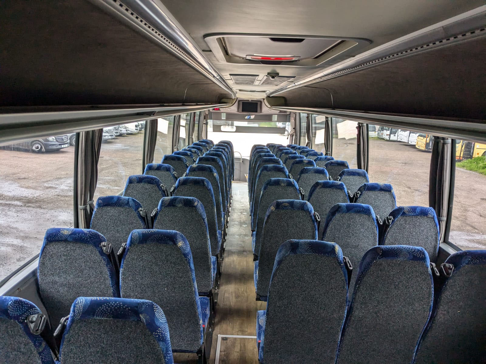 Photo of 2010 Volvo B9R Caetano Levante