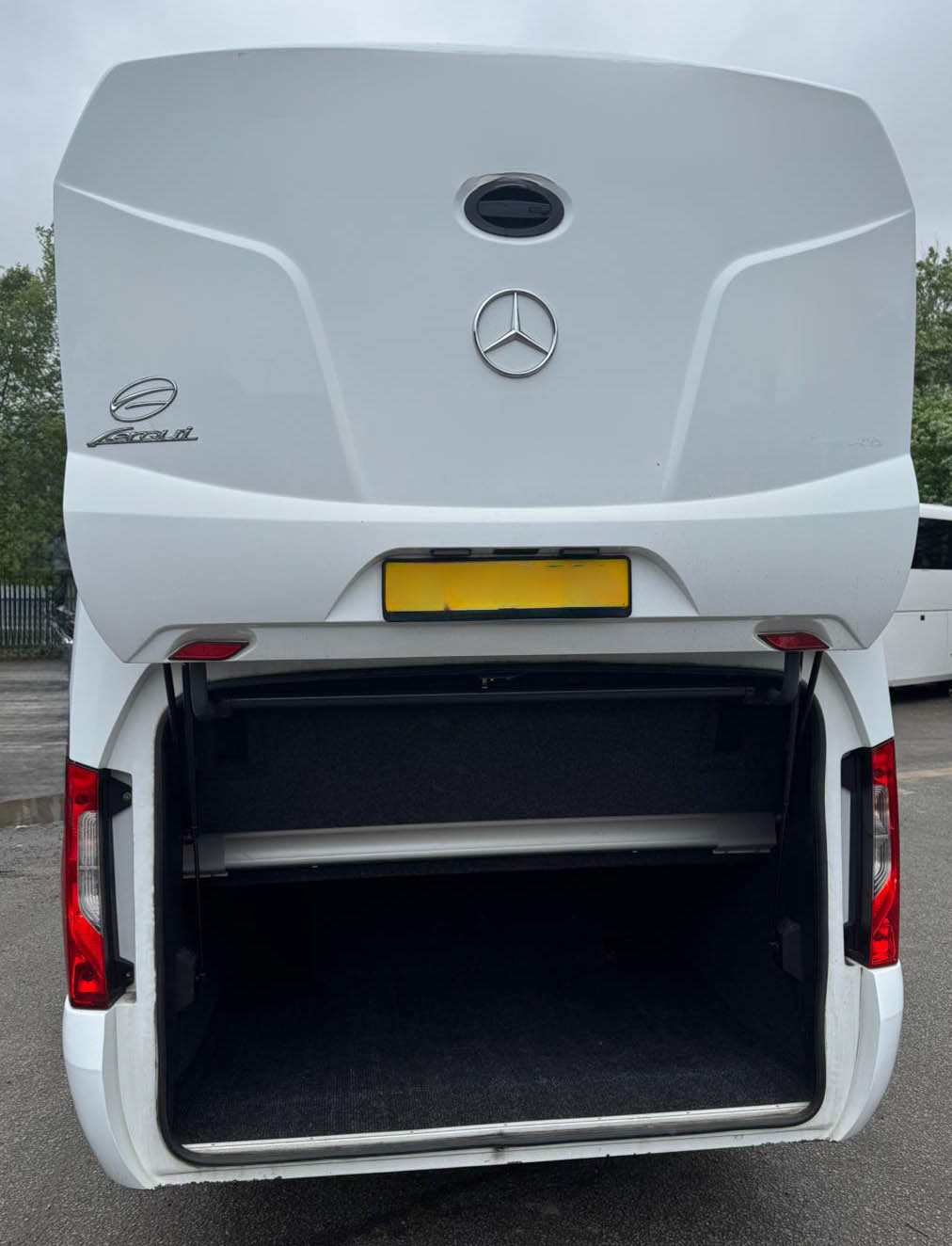 Photo of 2021 Mercedes 519d Ferqui