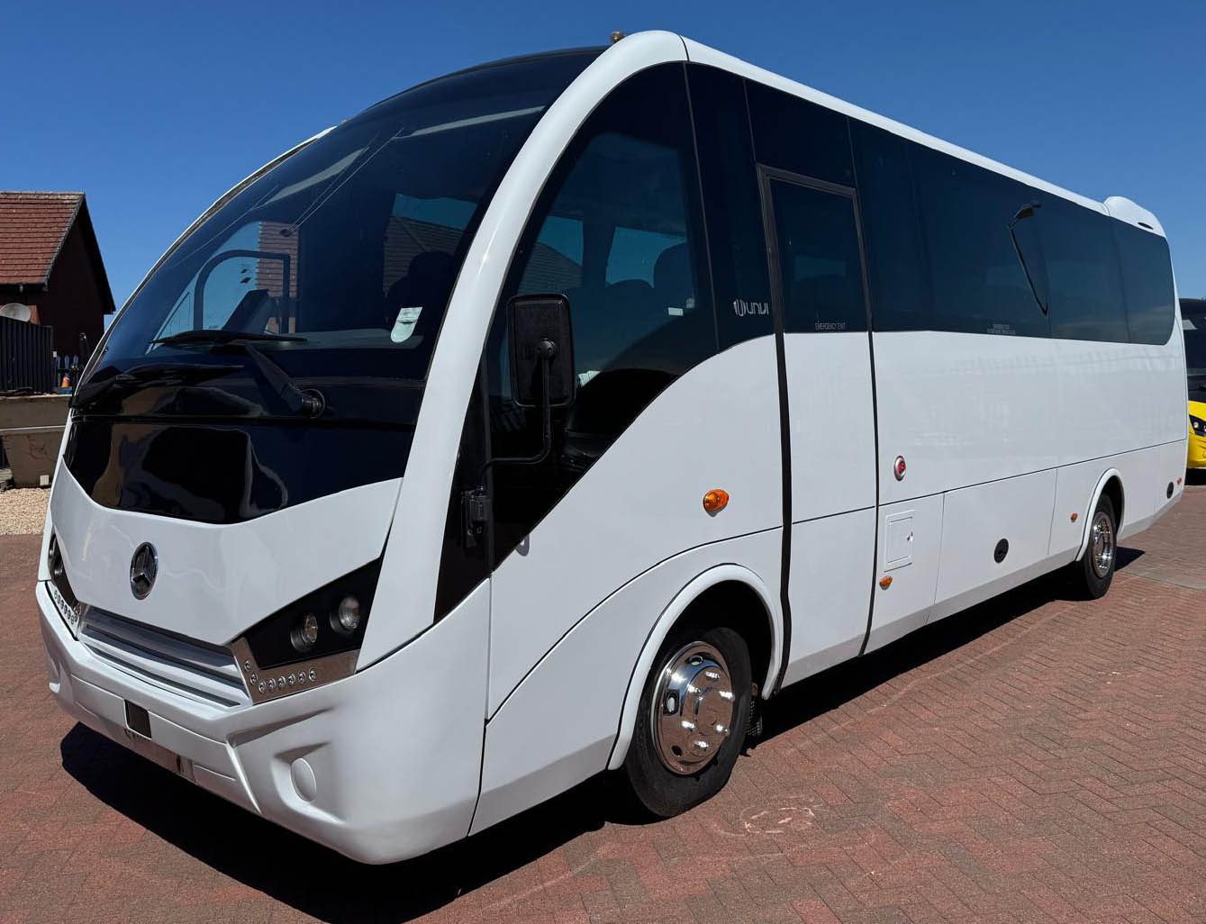 Photo of 2016 Mercedes Voyager GT