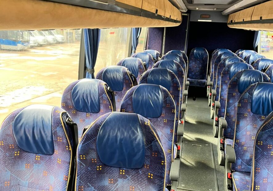 Photo of 2005 Volvo B12M Van Hool Alizee