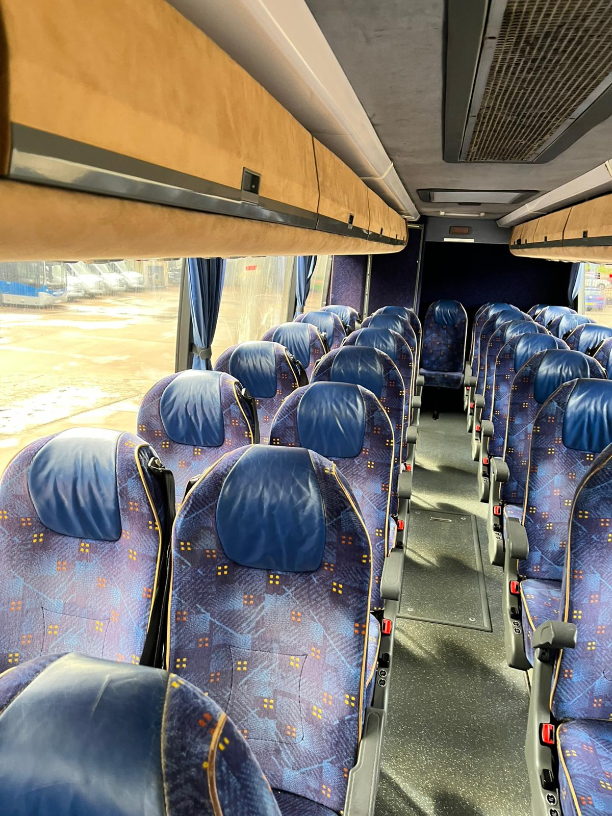Photo of 2005 Volvo B12M Van Hool Alizee