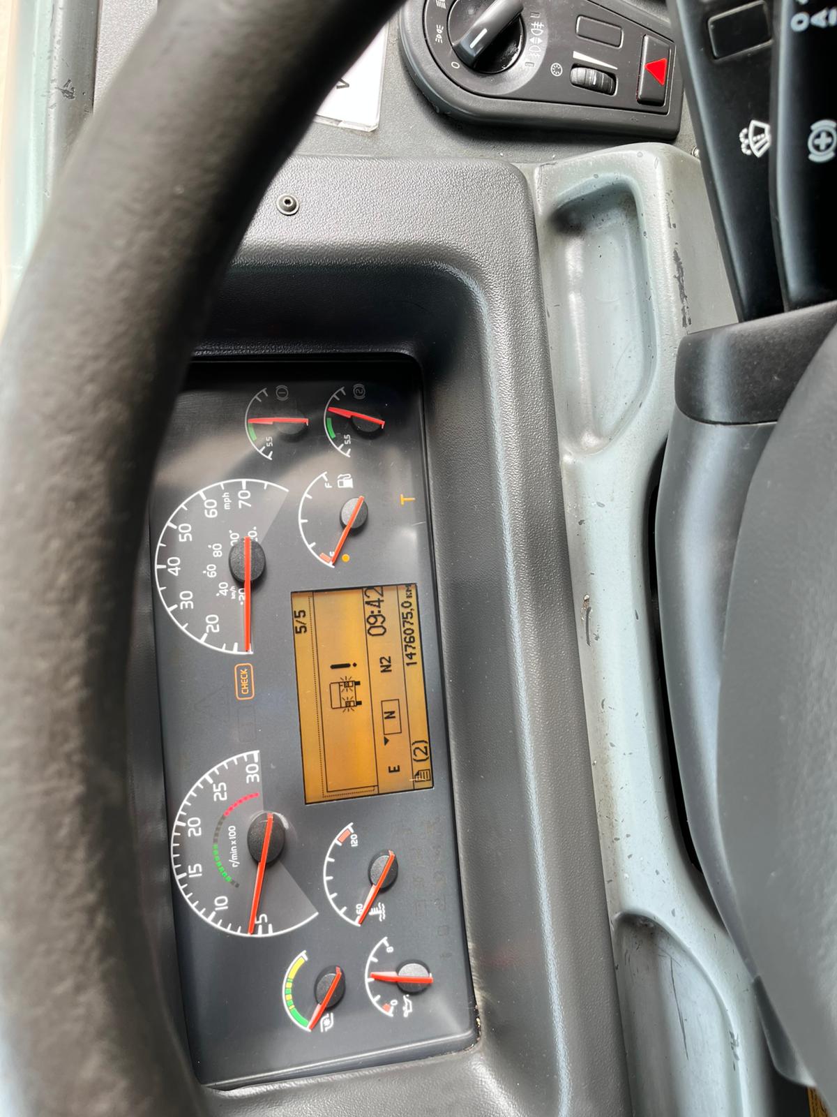 Photo of 2005 Volvo B12M Van Hool Alizee