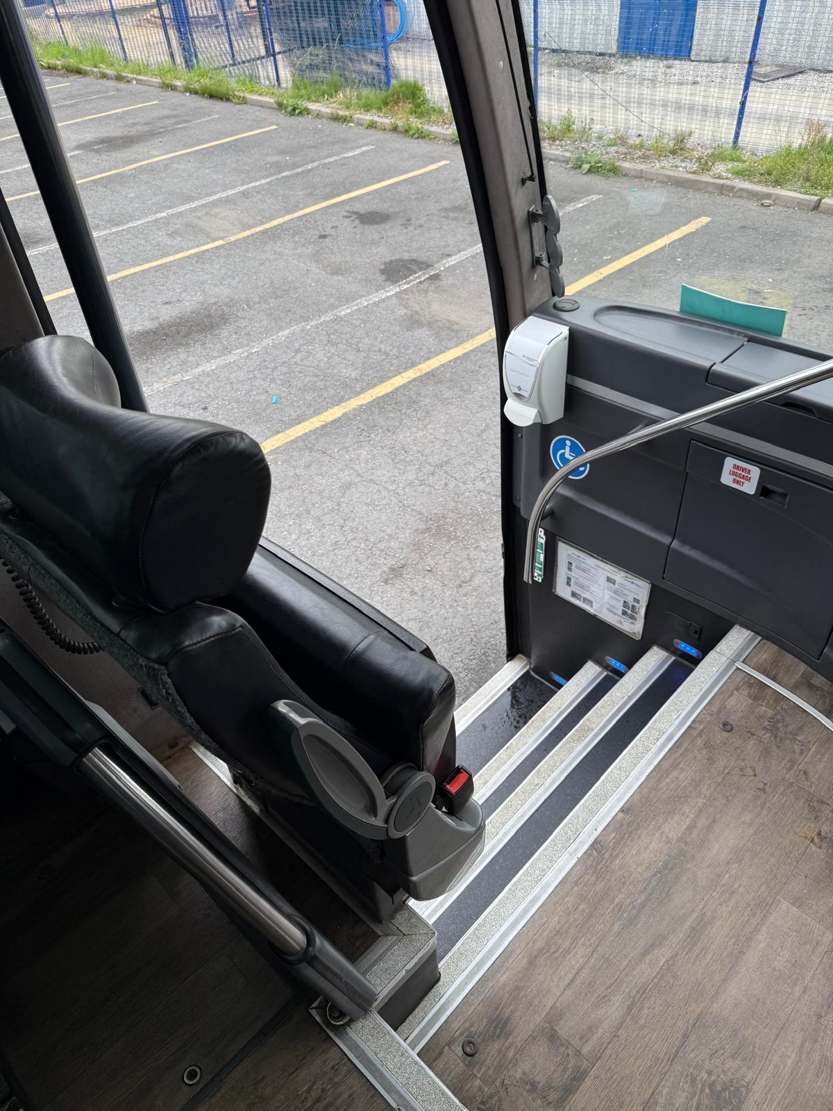 Photo of 2016 Volvo B11R Caetano Levante