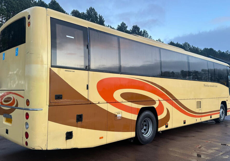 Photo of 2006 Volvo B12m Plaxton Panther