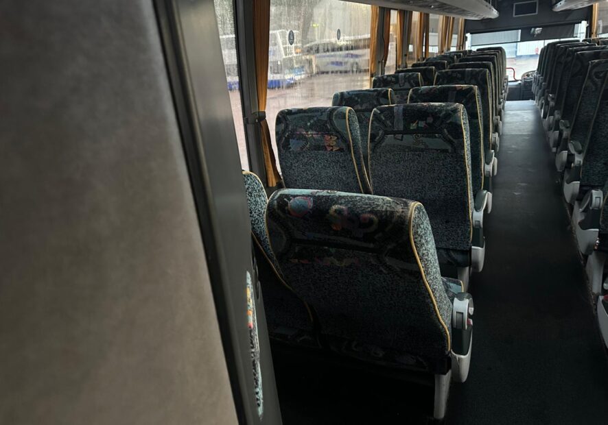 Photo of 2006 Volvo B12m Plaxton Panther