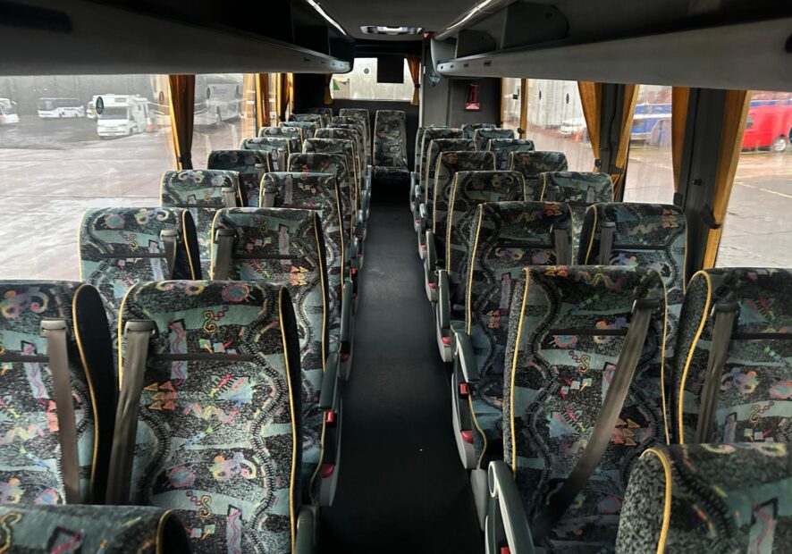 Photo of 2006 Volvo B12m Plaxton Panther
