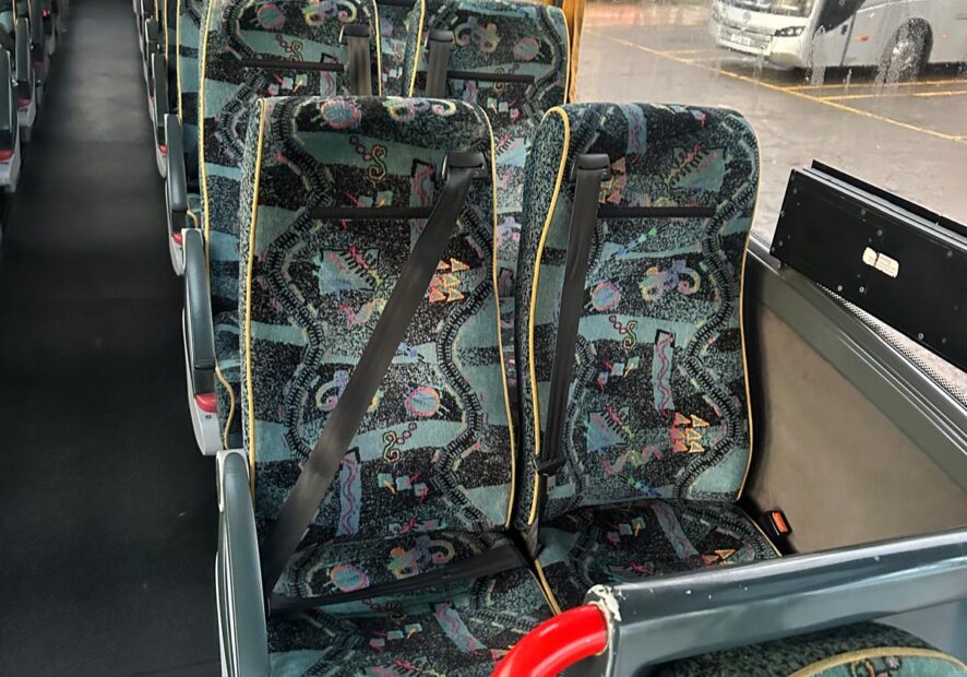 Photo of 2006 Volvo B12m Plaxton Panther