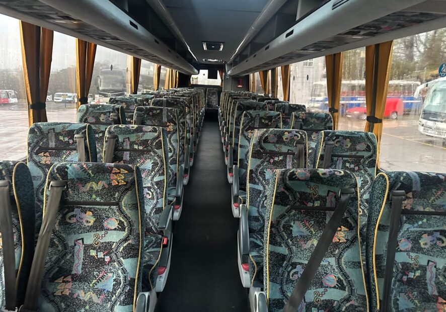 Photo of 2006 Volvo B12m Plaxton Panther