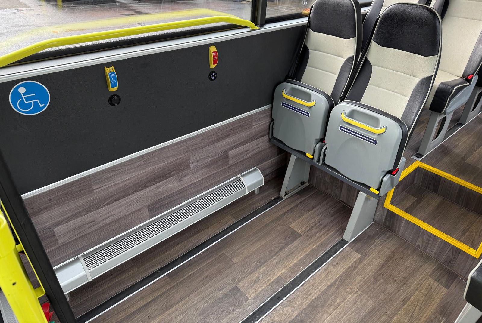 Photo of 2023 Mercedes 517CDi EVM Cityline Sprinter