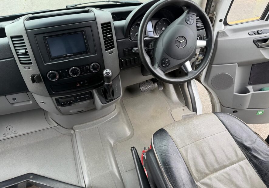 Photo of 2014 Mercedes 516 Sprinter Bluetec