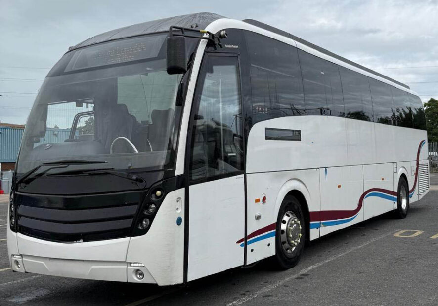 Photo of 2016 Volvo B11R Caetano Levante