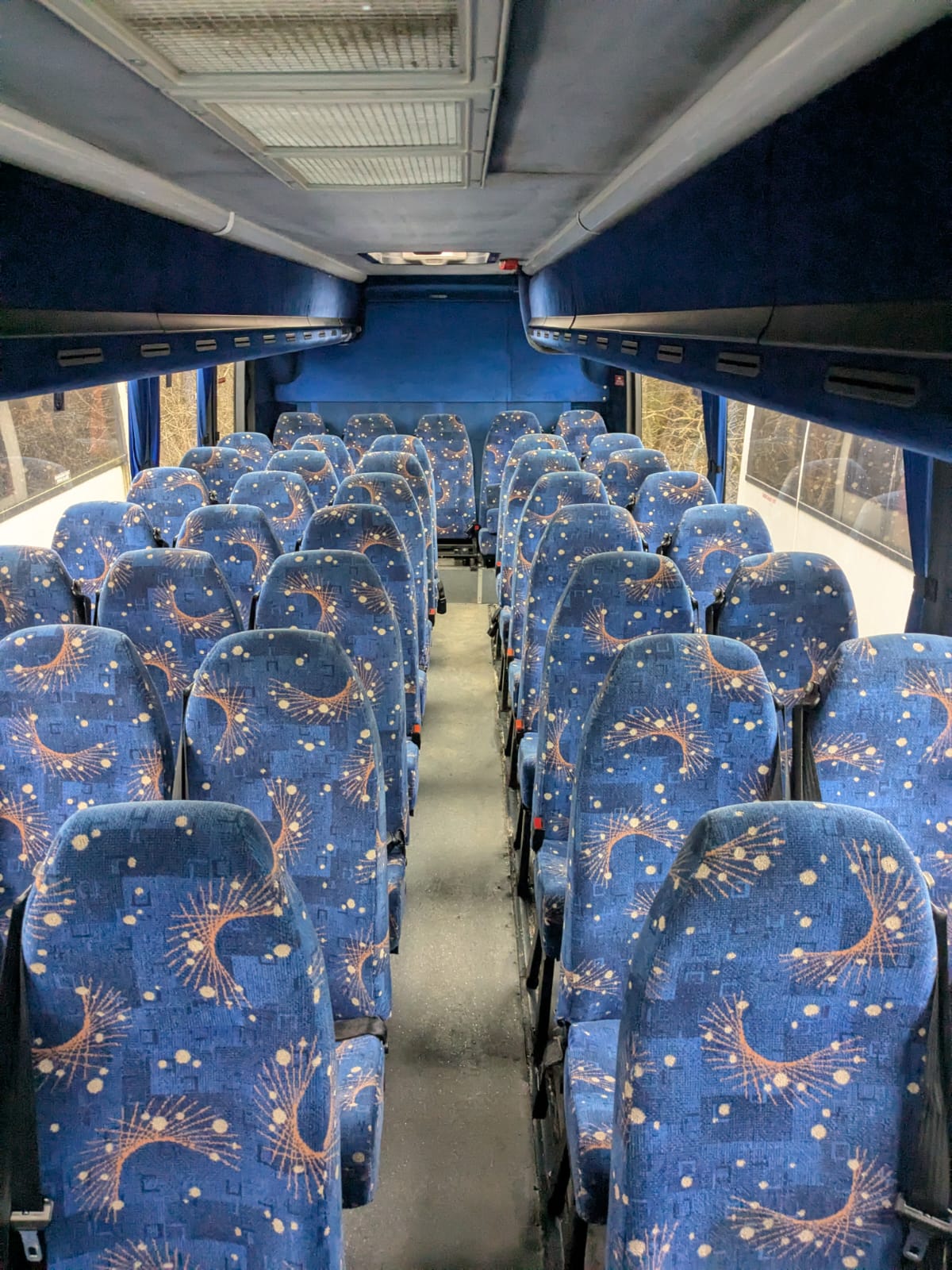 Photo of 2003 Volvo B12M Plaxton Paragon