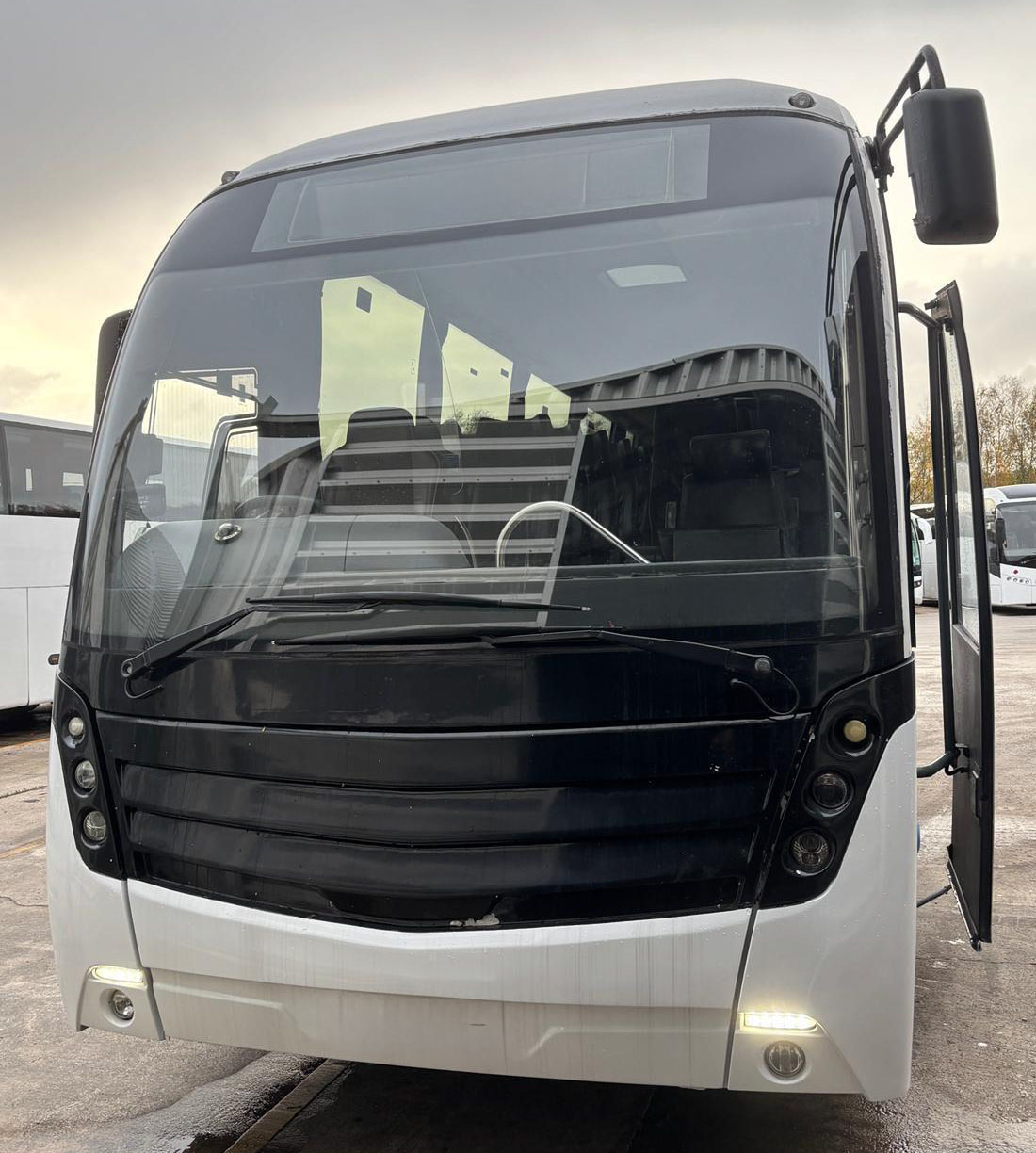 Photo of 2016 Volvo B11R Caetano Levante