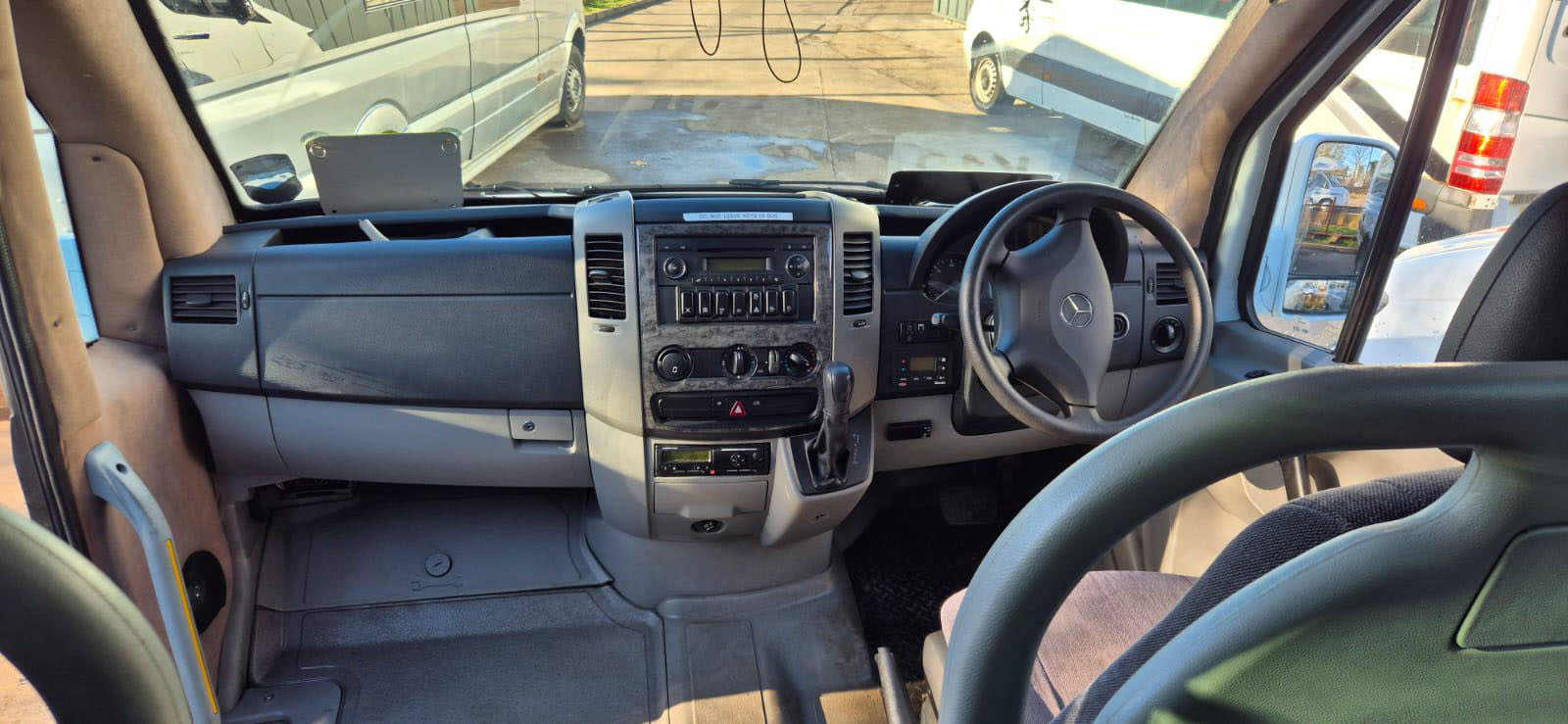 Photo of 2009 Mercedes 515d Ferqui Soroco