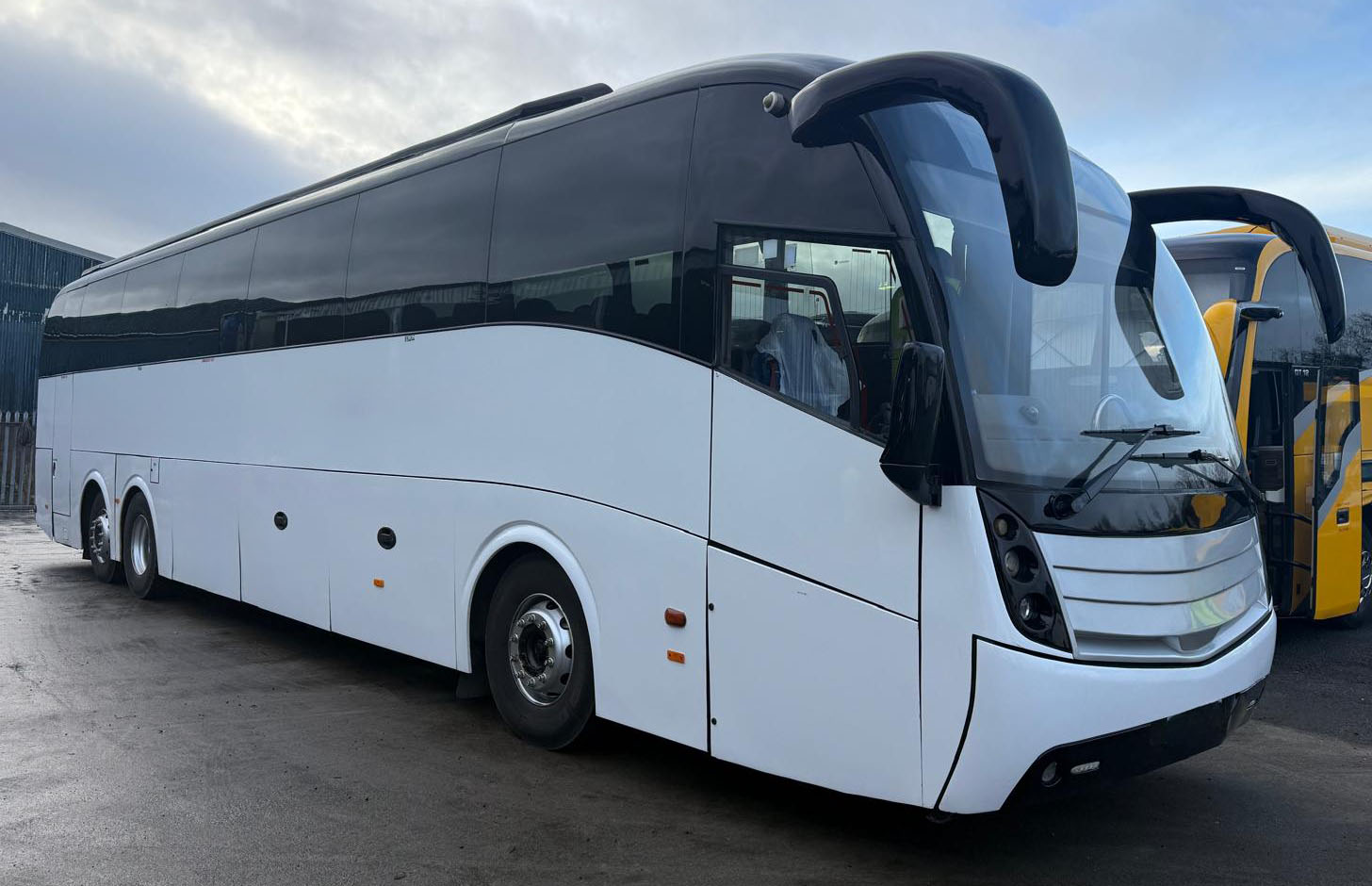 Photo of 2012 Scania K440EB Caetano Levante