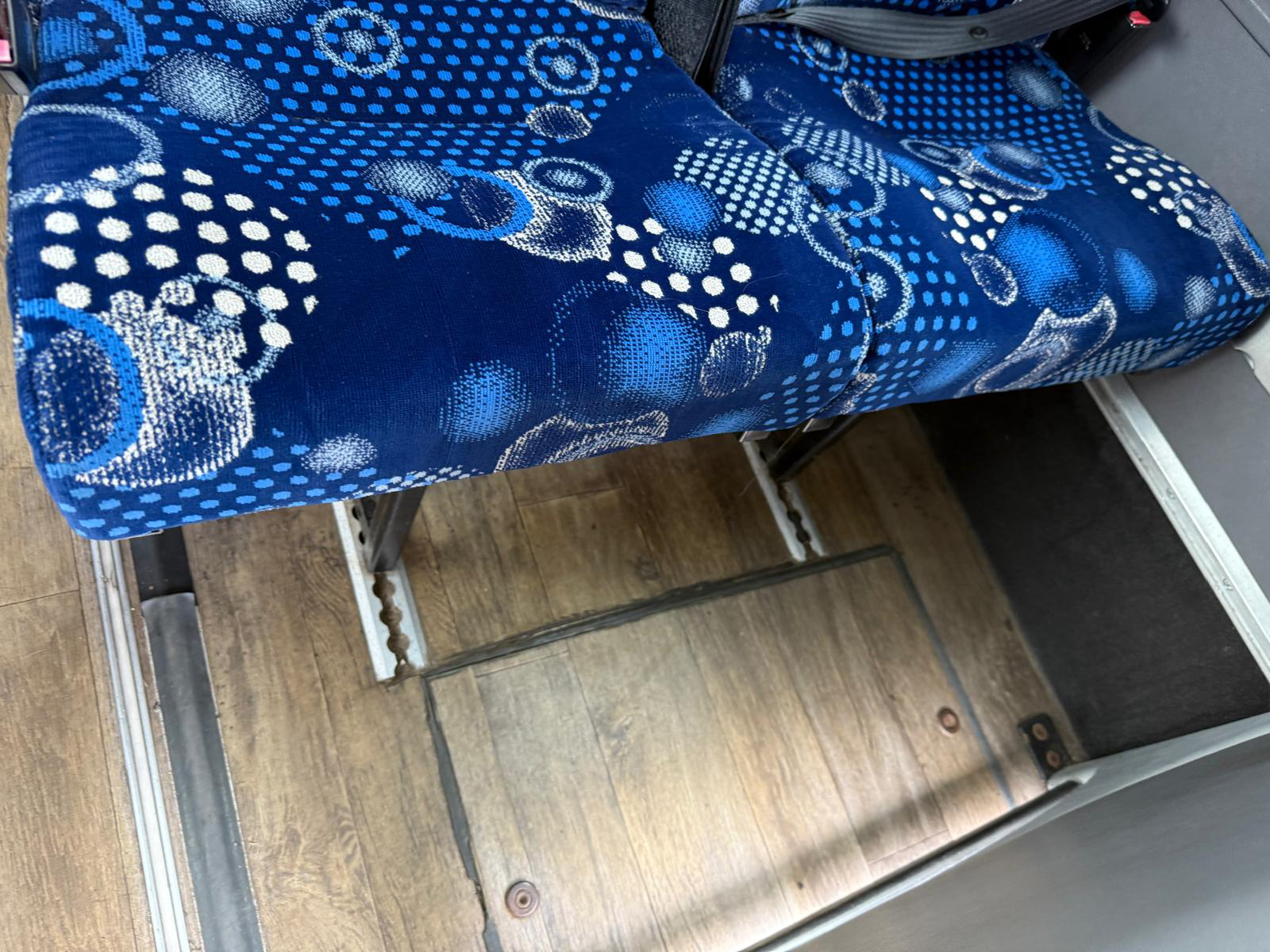 Photo of 2011 Volvo B9R Caetano Levante