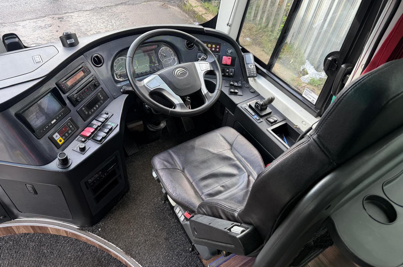 Photo of 2021 Yutong TC9