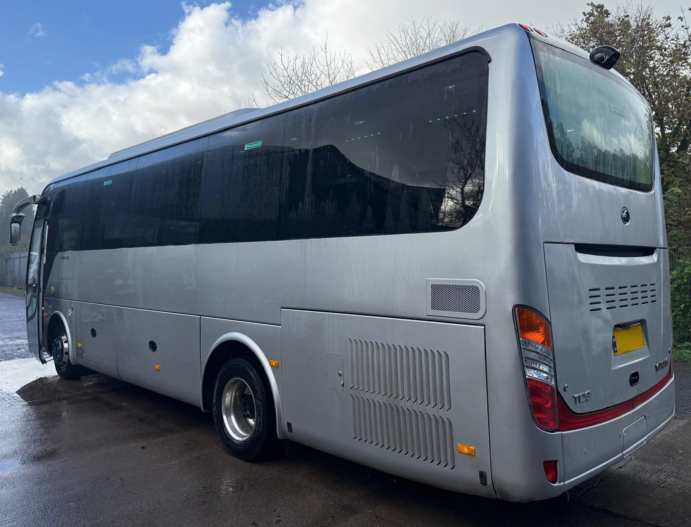 Photo of 2021 Yutong TC9