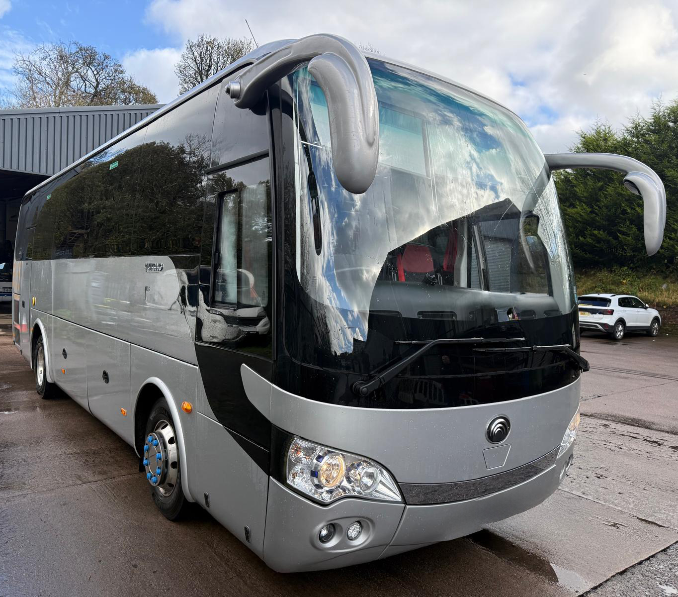 Photo of 2021 Yutong TC9