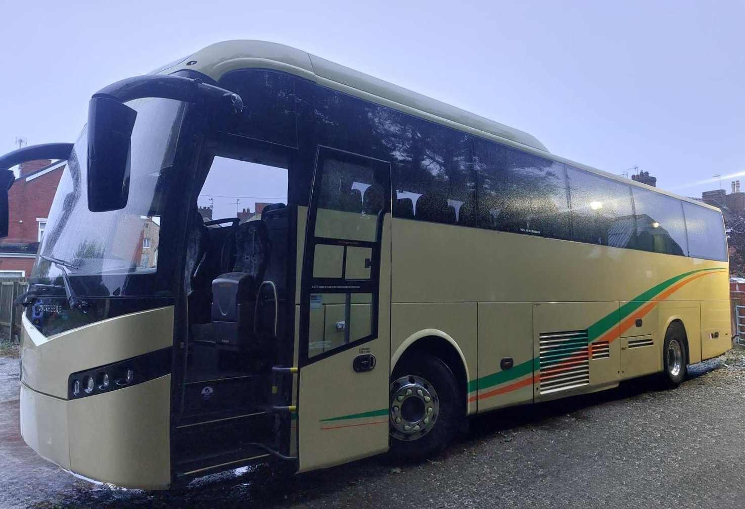 Photo of 2010 Volvo B12M Jonckheere JHV