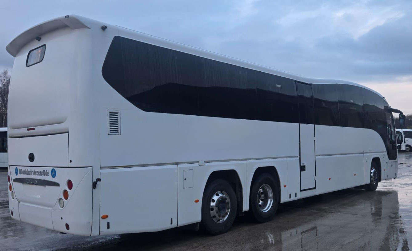 Photo of 2016 Volvo B11R Plaxton Elite Triaxle