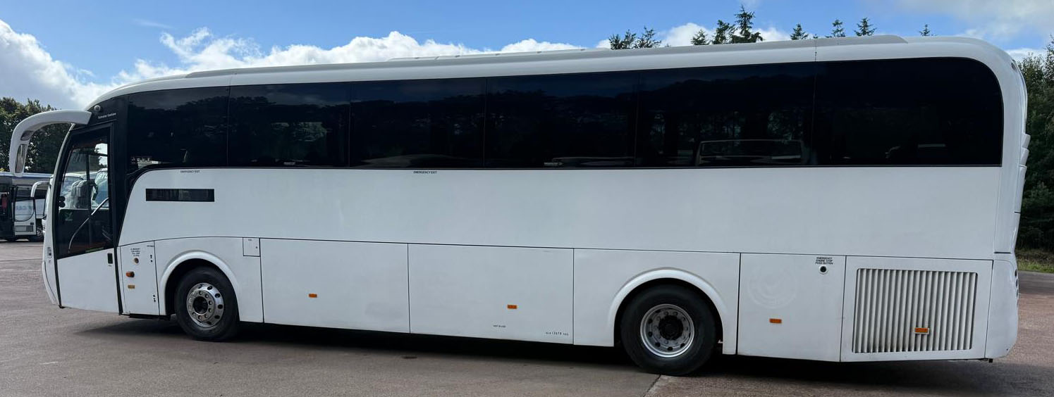 Photo of 2011 Volvo B9R Caetano Levante