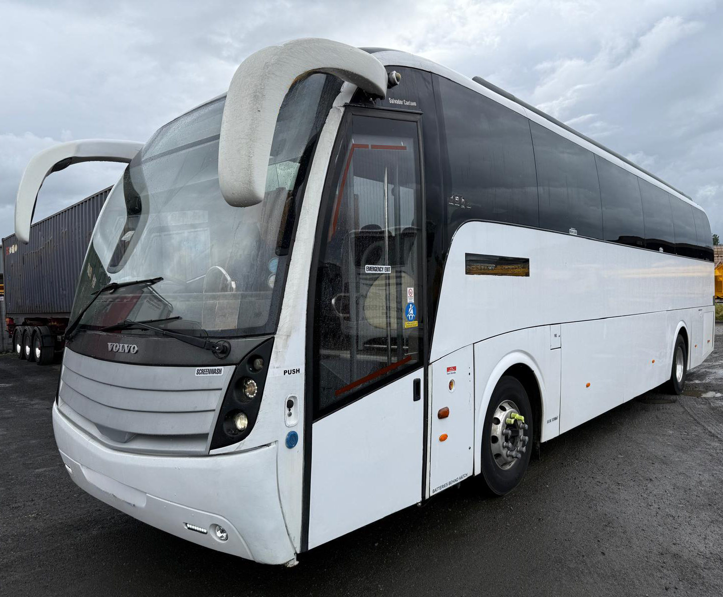 Photo of 2013 Volvo B9R Caetano Levante